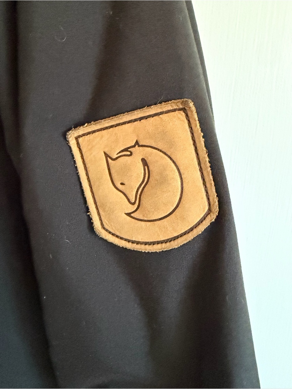 Fjallraven Women’s Barents Parka - Picture 4 of 8